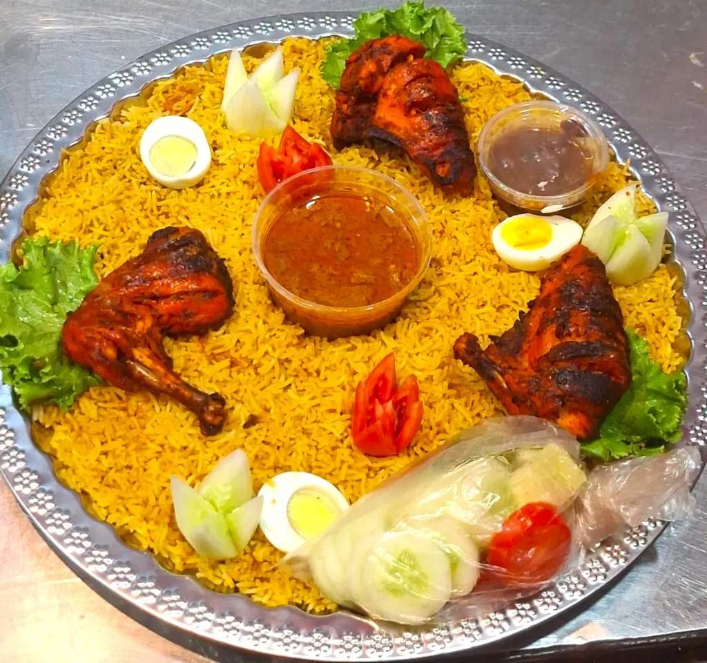 Arabian Kabsa Dish For 3 Person