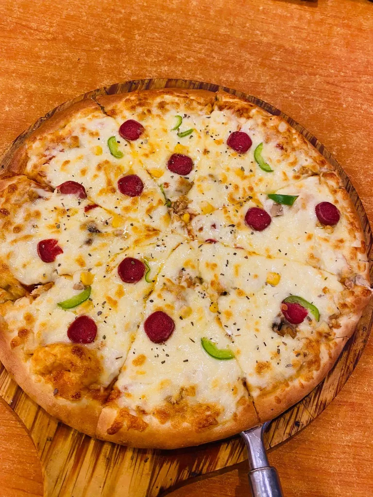 Barcelona Pizza 8"